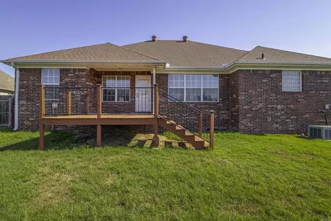Exterior - 3409 N Ridge Dr, Jacksonville, AR 72076 photo 9 of 10