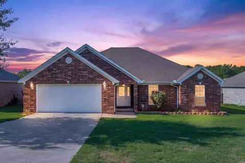 Exterior - 3409 N Ridge Dr, Jacksonville, AR 72076 photo 2 of 10