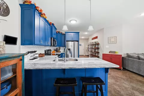 Kitchen - 1430 E Siebenmorgen, Conway, AR 72034 photo 4 of 5