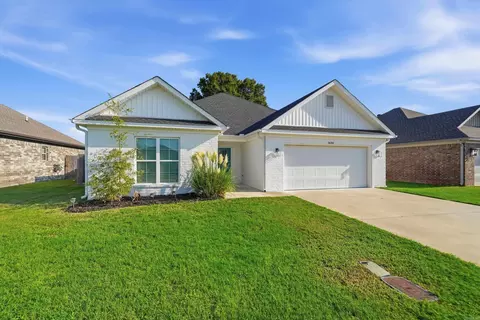 Exterior - 1430 E Siebenmorgen, Conway, AR 72034 photo 6 of 7
