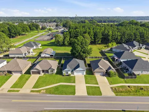 View/Area - 1430 E Siebenmorgen, Conway, AR 72034 photo 4 of 6