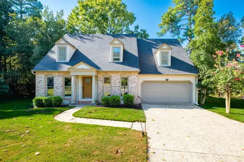 2500 Echo Valley Dr, Little Rock, AR 72227