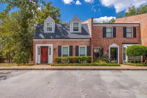 2200 Andover Ct #605, Little Rock, AR 72227