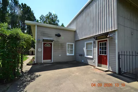 Exterior - 1524 Morning Glory Ln, Bryant, AR 72103 photo 2 of 7