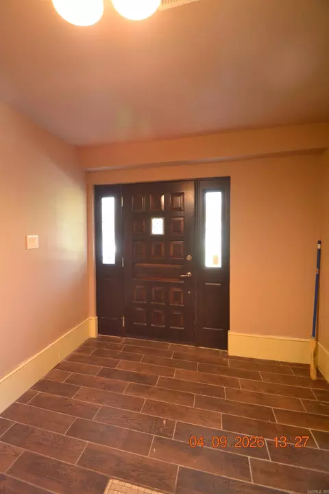 Entry Way - 1524 Morning Glory Ln, Bryant, AR 72103 photo 1 of 3