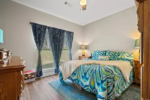 Bedroom - 664 Hiram, Bauxite, AR 72011 photo 4 of 6