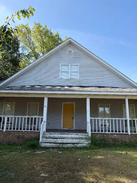 1215 Cutler St, Arkadelphia, AR 71923