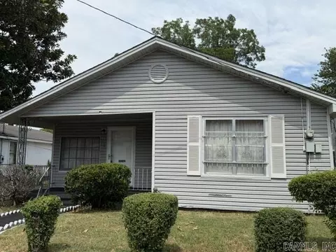 2016 E 4th St, Little Rock, AR 72202