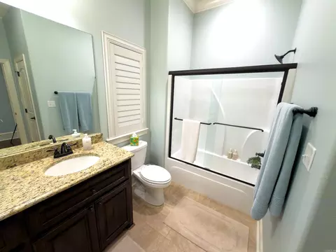 Bath - 2406 Ramond Ln, Bryant, AR 72022 photo 5 of 7