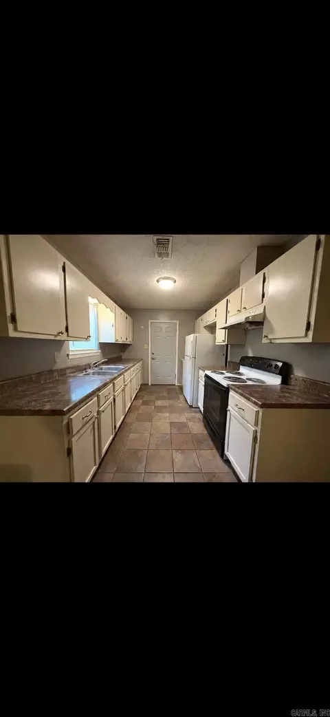 500 N Mcrae St, Hope, AR 71801 photo 3