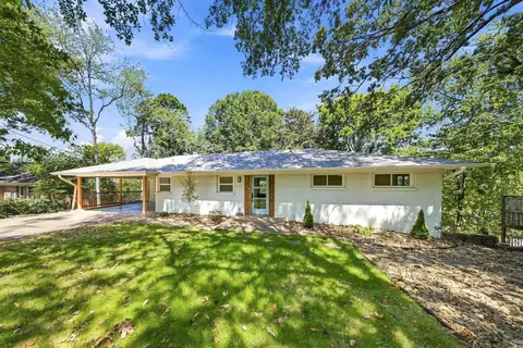 5808 Scenic Dr, Little Rock, AR 72207
