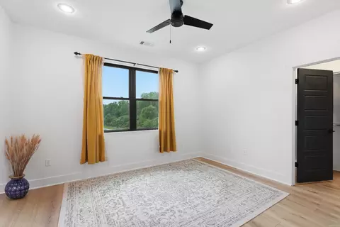 Bedroom - 145 Willow Springs Dr, Conway, AR 72034 photo 5 of 8