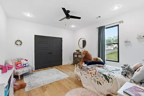 Bedroom - 145 Willow Springs Dr, Conway, AR 72034 photo 4 of 8