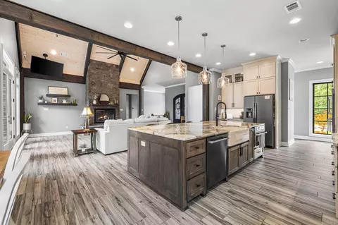 Kitchen - 801 Greystone Blvd, Cabot, AR 72023 photo 3 of 6