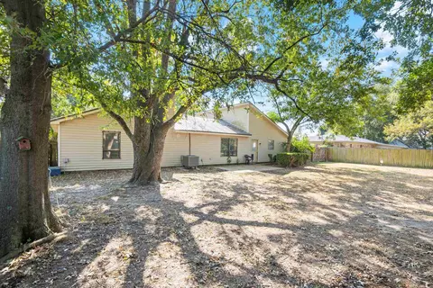 Exterior - 409 Blanton St, Trumann, AR 72472 photo 3 of 4