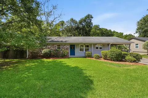920 Pine Valley Rd, Little Rock, AR 72207