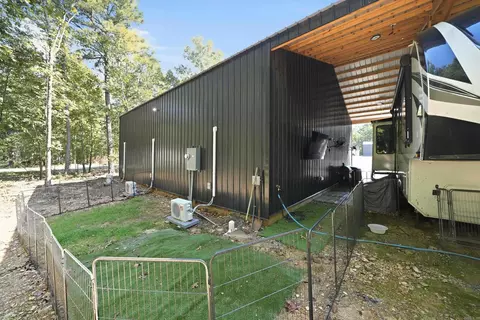 Exterior - 110 Howard Rd, Higden, AR 72067 photo 9 of 14