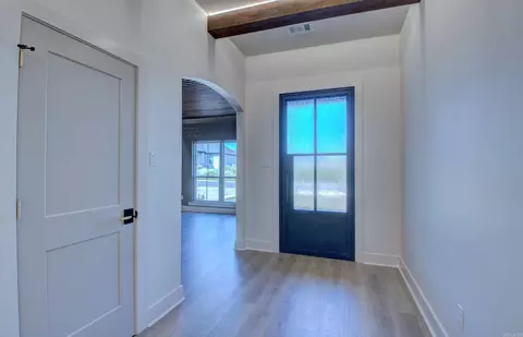 Entry Way - 27 Ravell Rd, Cabot, AR 72023 photo 2 of 4