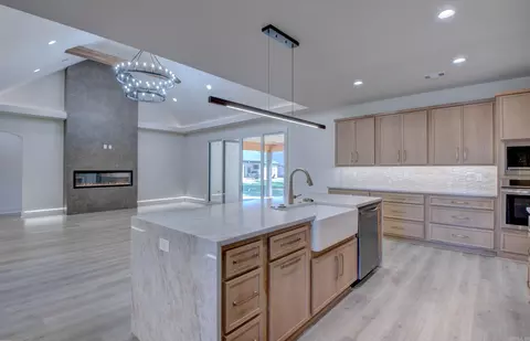 Kitchen - 27 Ravell Rd, Cabot, AR 72023 photo 2 of 5