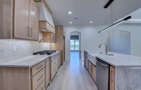 Kitchen - 27 Ravell Rd, Cabot, AR 72023 photo 3 of 5