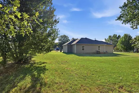 Exterior - 15 Griffin St, Ward, AR 72176 photo 4 of 5