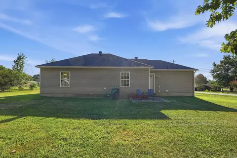 Exterior - 15 Griffin St, Ward, AR 72176 photo 3 of 5
