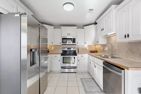 Kitchen - 15 Griffin St, Ward, AR 72176 photo 1 of 4