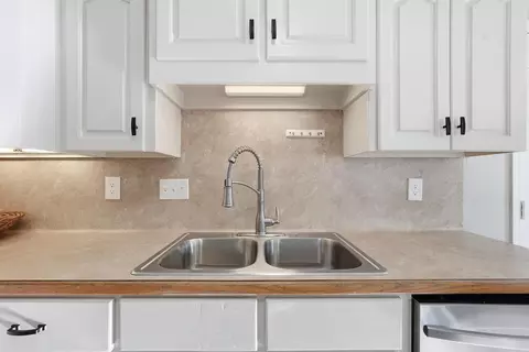 Kitchen - 15 Griffin St, Ward, AR 72176 photo 2 of 4