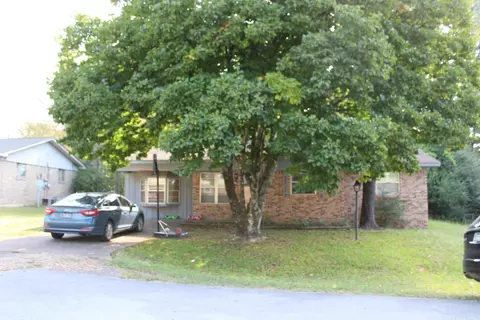 306 N 11th St, Nashville, AR 71852