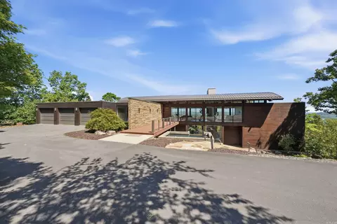 13820 Beau Vue Dr, Little Rock, AR 72223