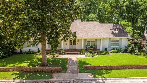 5421 Sherwood Rd, Little Rock, AR 72207