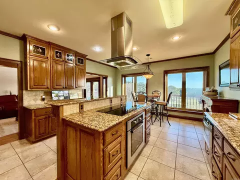 Kitchen - 2619 Sr 164 Hwy, Dover, AR 72837 photo 2 of 7