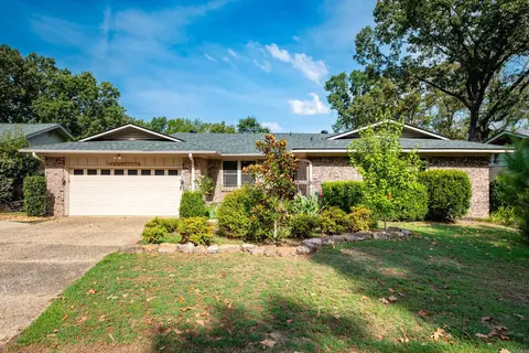 203 N Claremont Ave, Sherwood, AR 72120