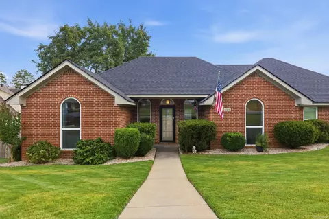 12109 Cherryside Dr, Little Rock, AR 72211