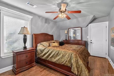 Bedroom - 7017 Worth Ave, Benton, AR 72019 photo 3 of 7