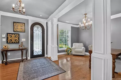Entry Way - 7017 Worth Ave, Benton, AR 72019 photo 2 of 4