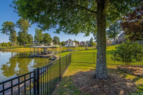 Exterior - 7017 Worth Ave, Benton, AR 72019 photo 6 of 9