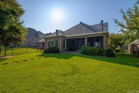 Exterior - 7017 Worth Ave, Benton, AR 72019 photo 4 of 9