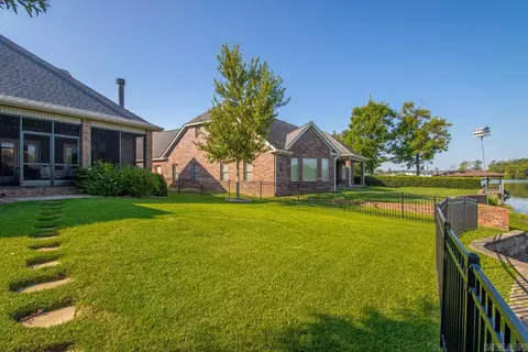 Exterior - 7017 Worth Ave, Benton, AR 72019 photo 3 of 9