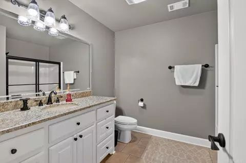 Bath - 7017 Worth Ave, Benton, AR 72019 photo 2 of 2