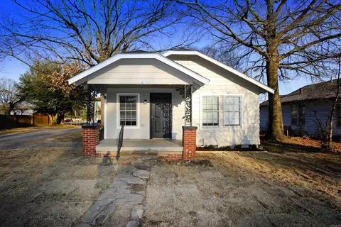1820 Moss St, North Little Rock, AR 72114