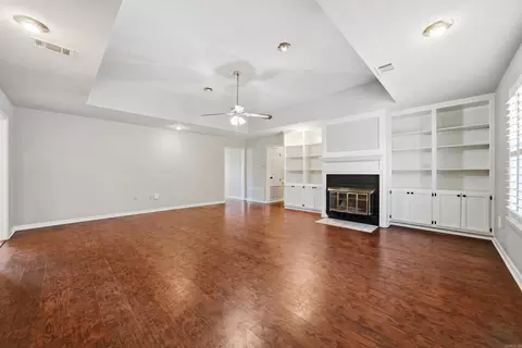 Living - 3009 Willow Run Dr, Conway, AR 72032 photo 5 of 6