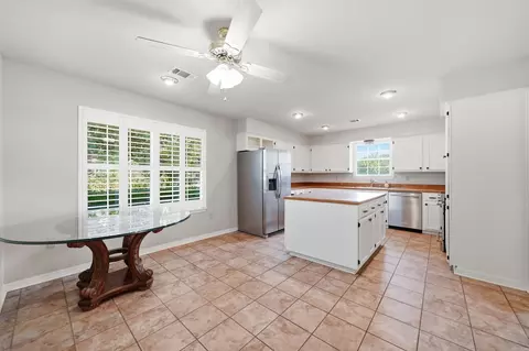 Kitchen - 3009 Willow Run Dr, Conway, AR 72032 photo 1 of 8