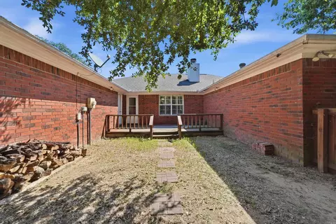 Exterior - 3009 Willow Run Dr, Conway, AR 72032 photo 3 of 5