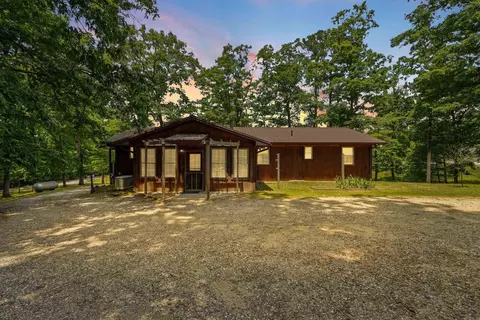 Exterior - 4401 Peeler Bend Rd, Benton, AR 72019 photo 5 of 12