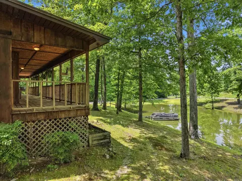 Exterior - 4401 Peeler Bend Rd, Benton, AR 72019 photo 8 of 12