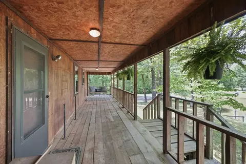 Exterior - 4401 Peeler Bend Rd, Benton, AR 72019 photo 4 of 12