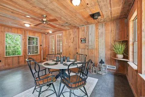 Dining - 4401 Peeler Bend Rd, Benton, AR 72019 photo 1 of 1