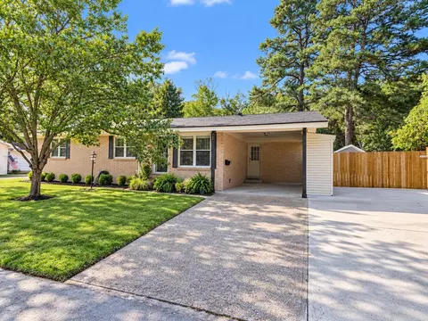1427 Welch St, Arkadelphia, AR 71923