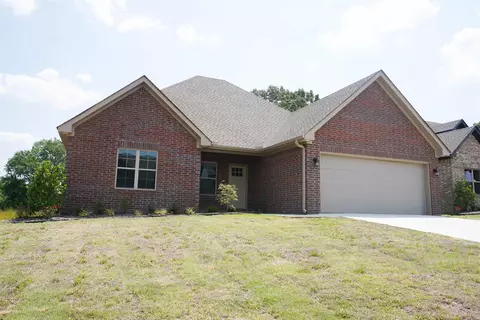 616 Prospect Valley Dr, Jonesboro, AR 72405